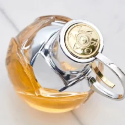 Azzaro Wanted Girl 23 Azzaro Wanted Girl -BENLUX Boutique wanted girl eau de parfum azzaro 80 ml 5